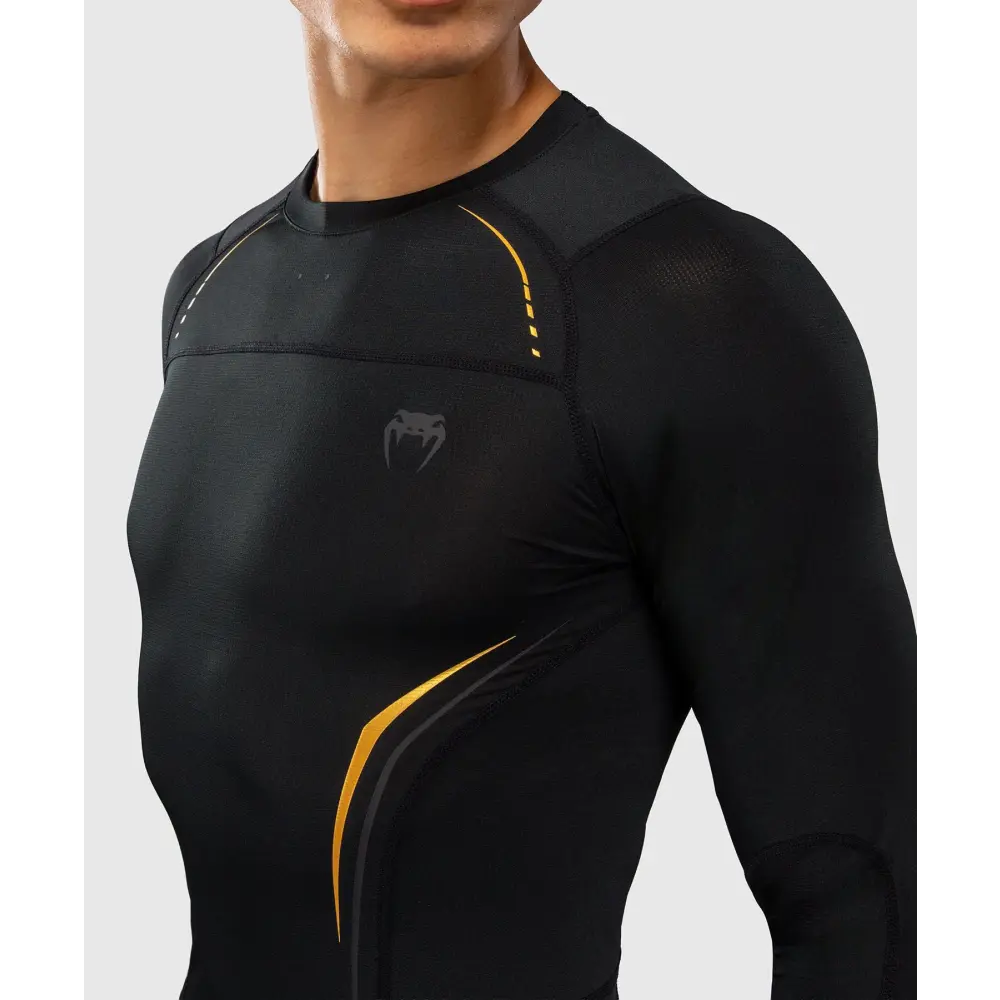 Venum G-Core Long Sleeve Rashguard - Black/Gold - MASA