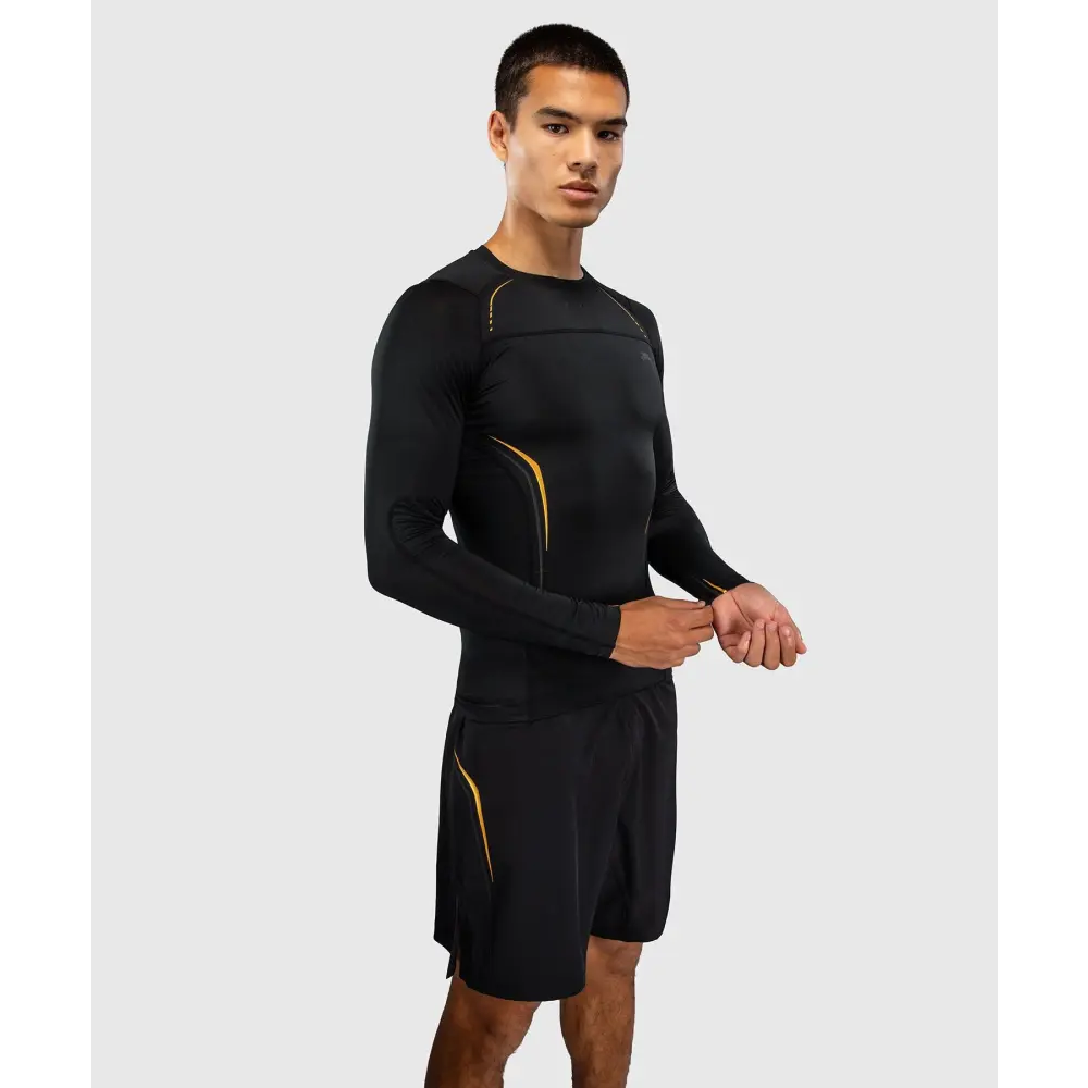 Venum G-Core Long Sleeve Rashguard - Black/Gold - MASA