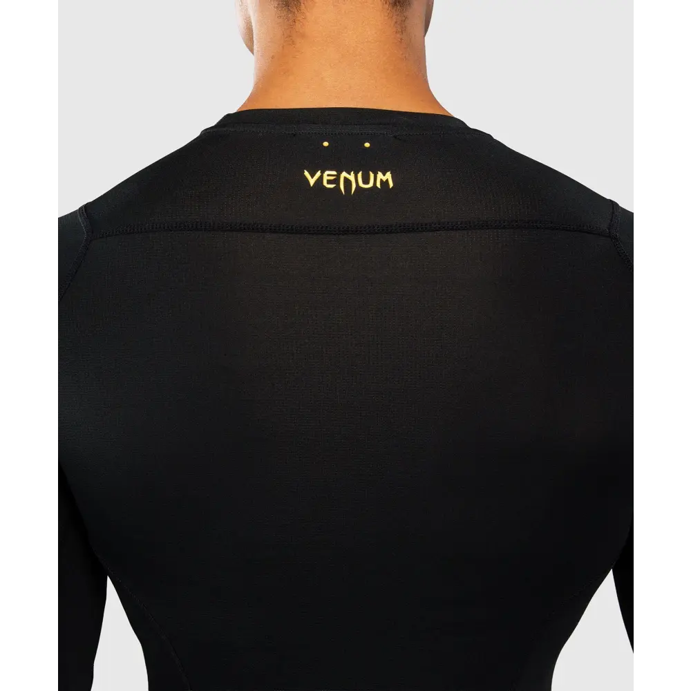 Venum G-Core Long Sleeve Rashguard - Black/Gold - MASA